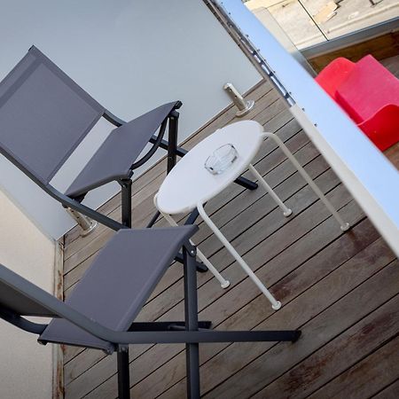 Hotel Mediterranee Кальви Экстерьер фото