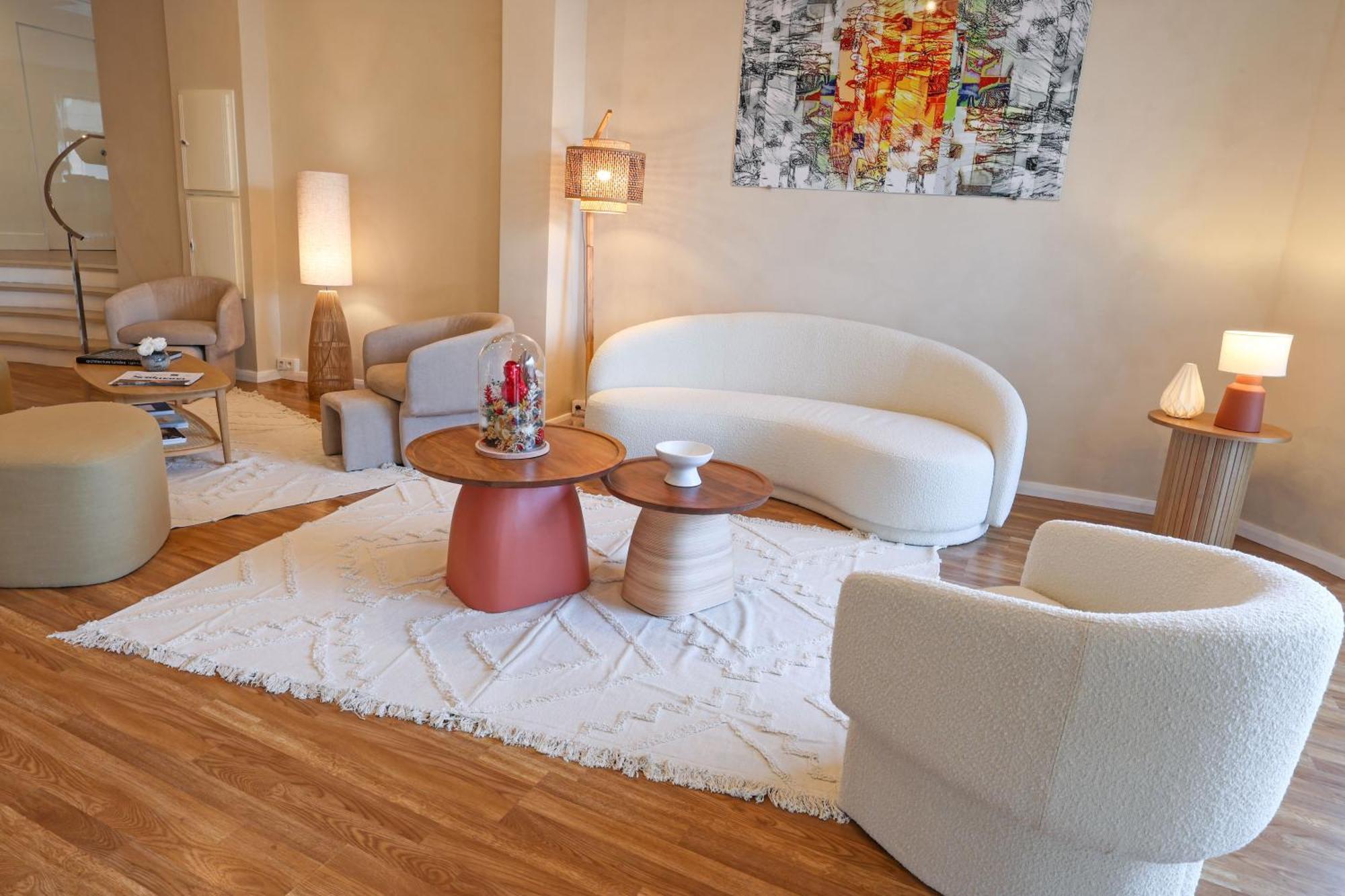Hotel Mediterranee Кальви Экстерьер фото