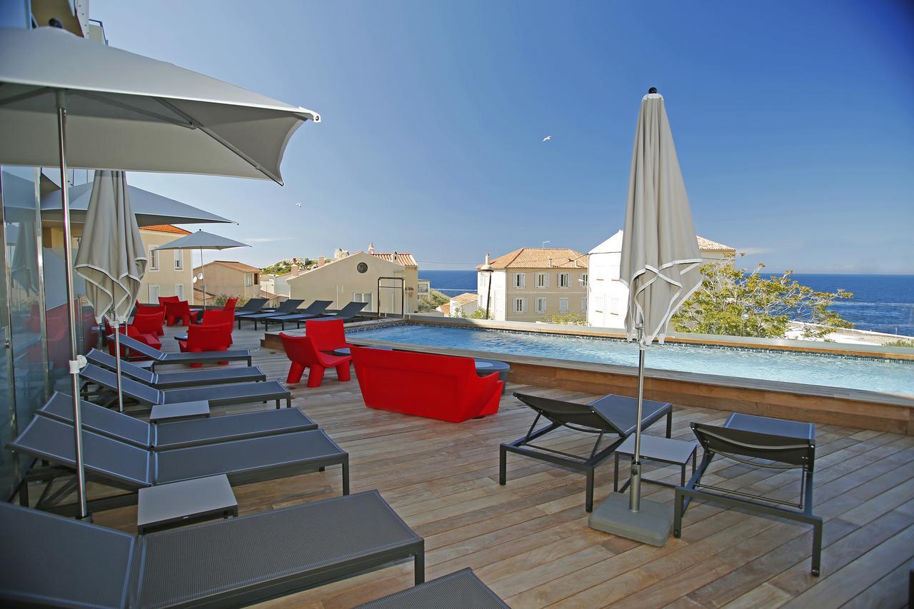 Hotel Mediterranee Кальви Экстерьер фото